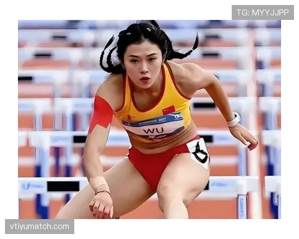 吴艳妮赛前涂睫毛膏上场，这姐是来走红毯的吧？