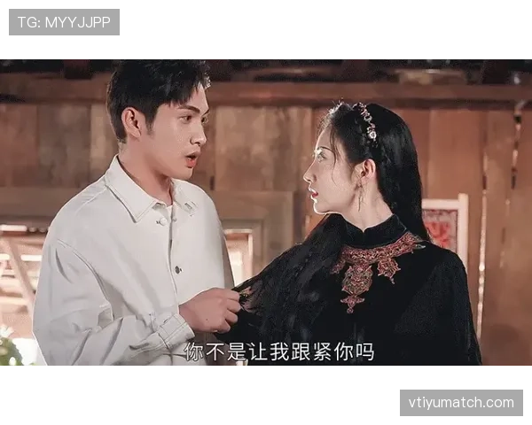 朱琳训练完直接啃鸡腿?这自律人设我有点看不懂了 朱琳训练完直接啃鸡腿?这自律人设我有点看不懂了